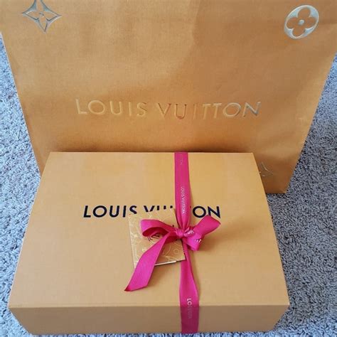 track package louis vuitton|Louis Vuitton order number.